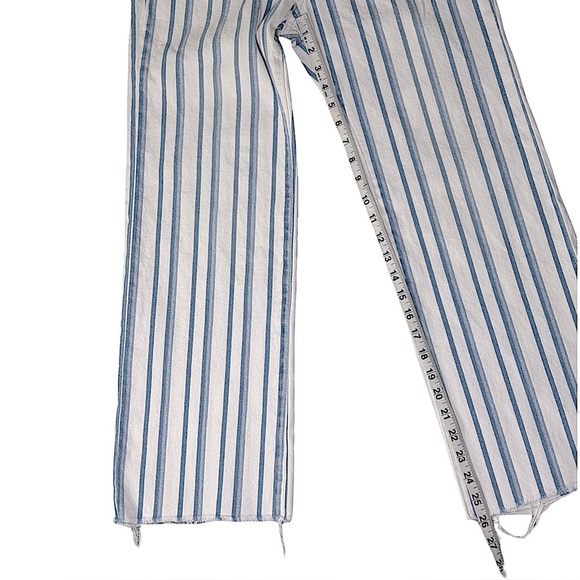 Joe’s Jeans The Blake High Rise Wide Leg Crop Jeans Blue White Striped Size 26 - Picture 10 of 10